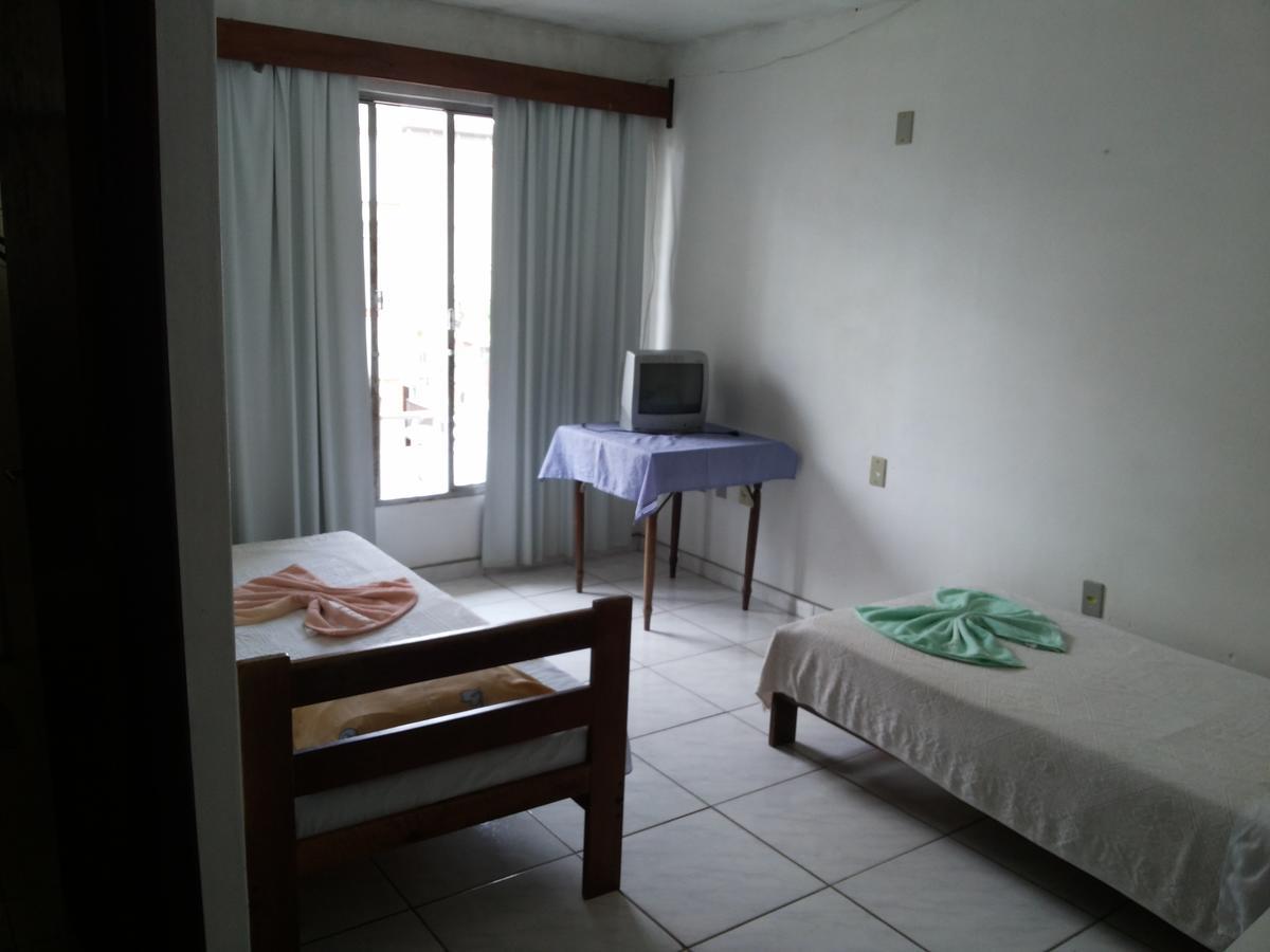 Hotel Pinotti กูริชิบานุส ภายนอก รูปภาพ